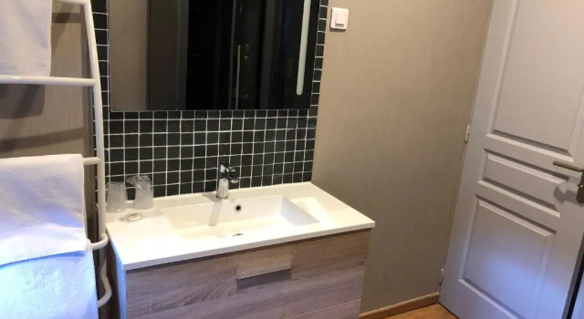 Семейный номер Standard Logis Hôtel & Appartements Le Florence
