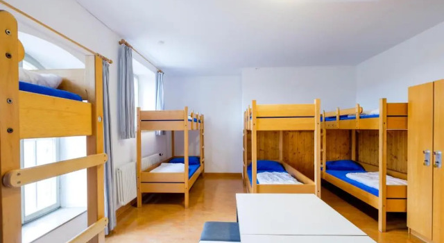Кровать в общем номере (мужской номер) Jugendherberge Youth Hostel Rothenburg Ob Der Tauber