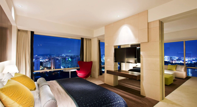 Ramada Plaza Suwon Hotel, Boek Hotel Hotels in Suwon met parkeren, Parkeren