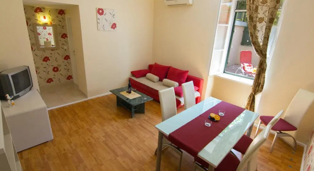 Blue Adriatic Apartments, Prenota Appartamento Splitska 