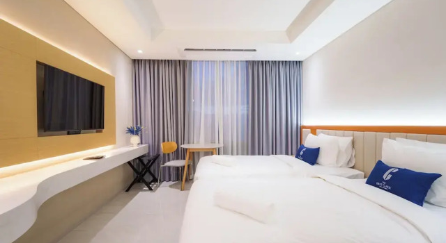 Двухместная студия The First Clark Hotel and Residence
