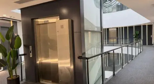 H-mak AIRPORT OTEL, Varaa Hotelli Hotellit Marmara-alue pysäköinnillä, Pysäköinti