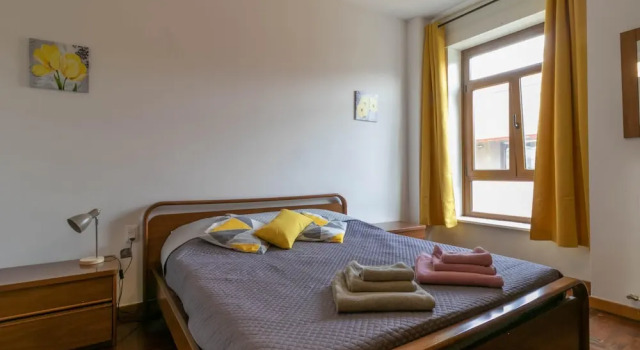 Ponte Vecchio Family Apartment, Prenota Appartamento Hotel a Como con parcheggio, Parcheggio