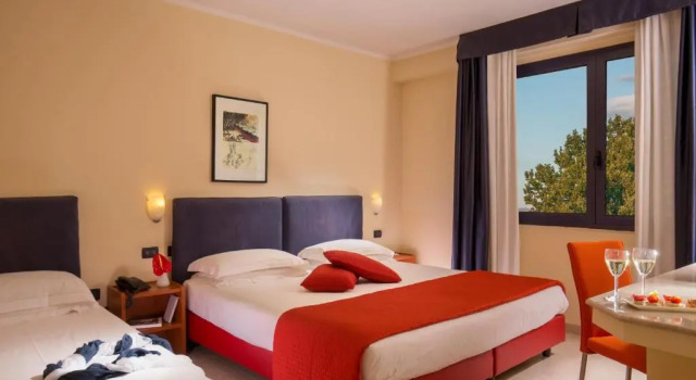 Трёхместный номер Standard Best Western Blu Hotel Roma