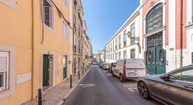 GuestReady - Bright and cozy studio in the heart of Lisbon!