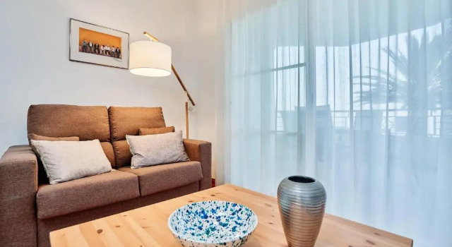Апартаменты Strand Appartement met Zwembad TD04