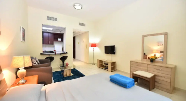 Студия Budget & Cozy Studio near Mall - VIR