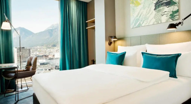 Motel One Innsbruck, Забронировать Мотель Внутренний город Инсбрук, рядом с Стадион "Тиволи-Ной"