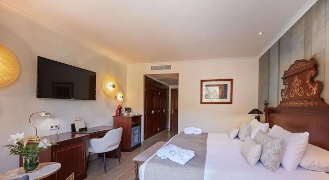 Двухместный номер Deluxe с балконом Secrets Mallorca Villamil Resort & Spa
