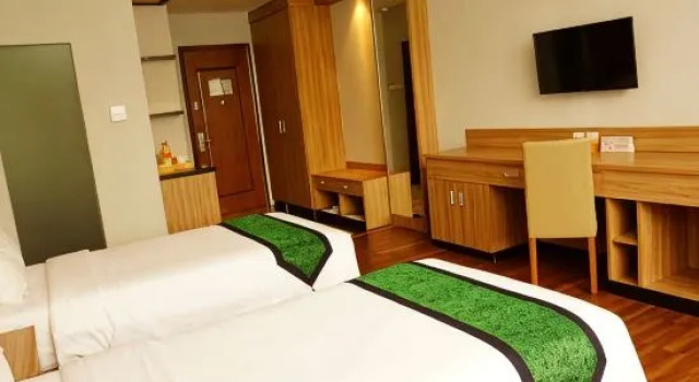 Двухместный люкс Airish Hotel