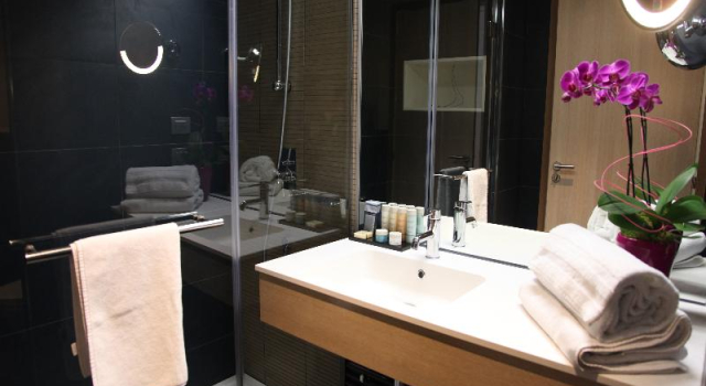 Двухместный номер Standard с балконом Radisson Blu Resort & Spa, Ajaccio Bay