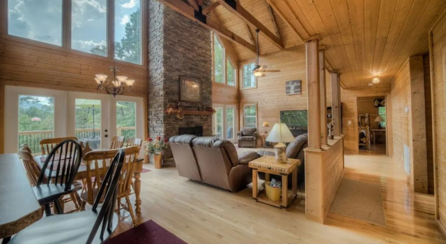 Cubs Cabin by Escape to Blue Ridge, Rezerwuj Hotel Blue Ridge Georgia