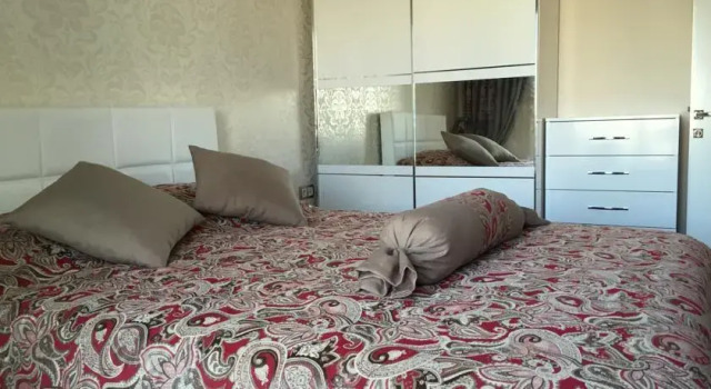 Golden Life Apartment