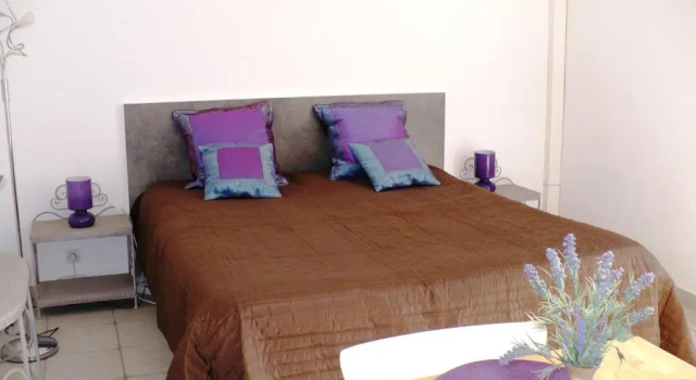Студия Comfort Soleil Rouge