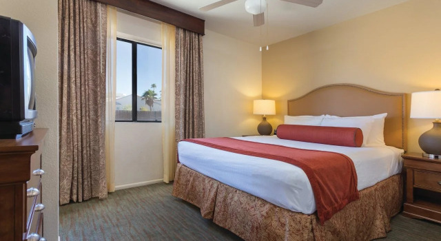 GetAways at Havasu Dunes Resort, Забронировать Курортный отель Лейк-Хавасу-Сити штат Аризона