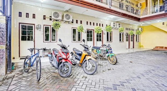 OYO 91795 Kos Jeehel Syariah
