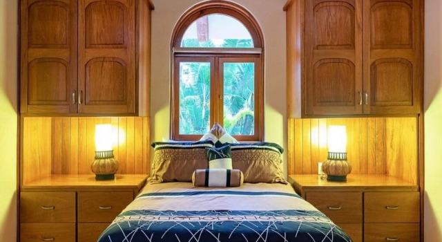 Sunny Vacation Villa 75