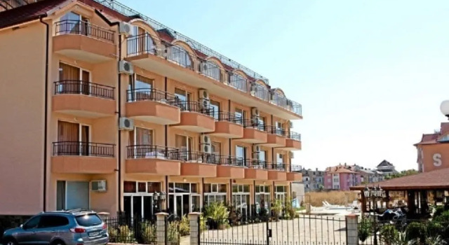 Hotel Black Sea, Varaa Hotelli Hotellit Varna region uima-altaalla, Uima-allas