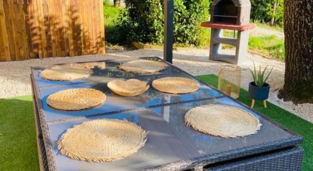 Proche SARLAT le gîte de FANOVA, Reserva ahora Apartamento Marcillac-Saint-Quentin Périgord Negro