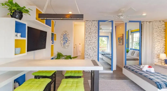 Viking Hill Oceanfront Hostel & Resort, Rezerwuj Hostel Nassau New Providence
