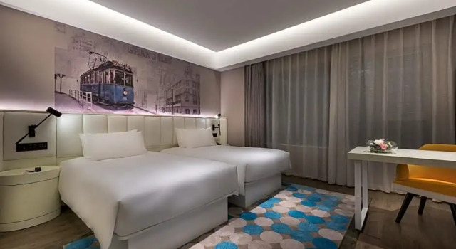Номер Deluxe Mercure Shanghai Royalton