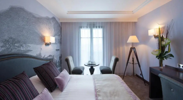 Двухместный номер Standard (Sud) с видом на город Hôtel Le Nouveau Monde