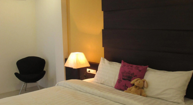 Non Chan Hotel