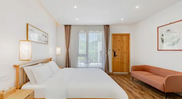 Четырёхместный люкс Deluxe Manju·Yunwanshang Holiday Inn (Moon Bay Scenic Area Branch)