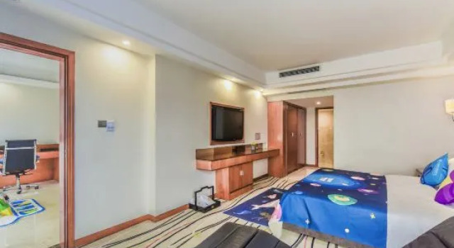 Семейный люкс c 1 комнатой Chengdu Hoking Hotel
