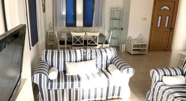 House With 3 Bedrooms in Argaka, With Wonderful sea View, Private Pool