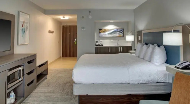 Двухместный номер Standard Hampton Inn & Suites Miami Airport South/Blue Lagoon