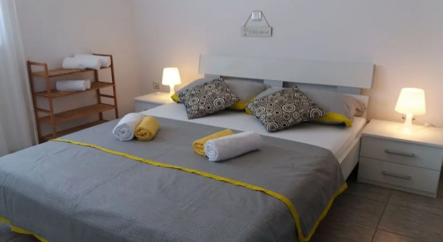 Apartments Next To the Sea Maris, Забронировать Апартаменты/квартира Апартаменты Новалья, Апартаменты/квартира