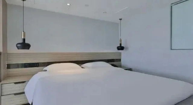 Трёхместный семейный люкс с видом на улицу Madison Hotel Suzhou Railway Station