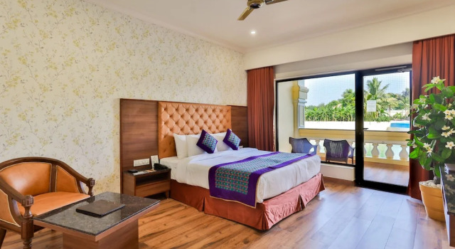 Двухместный номер Premier с видом на озеро Regency Lagoon Resort