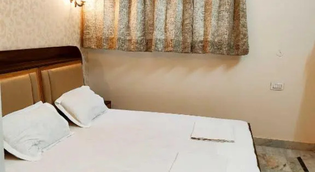 Oyo 91599 Sky Classic Inn, Book Hotel Jalandhar Punjab