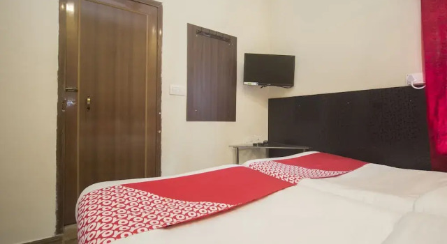 Oyo 15953 North Bengal Guest House, Prenota Affittacamere Siliguri West Bengal