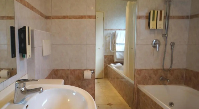 Студия Cornwall Park Motor Inn