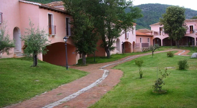 Hotel Taloro, Забронировать Отель Отели Barbagia с бассейном, Бассейн