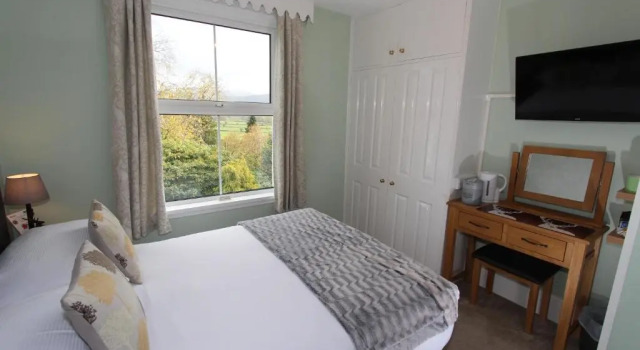 Семейный люкс с видом на горы Fern Howe Guest House