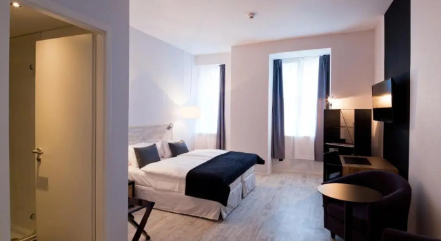 Standard Double room Catalonia Berlin Mitte