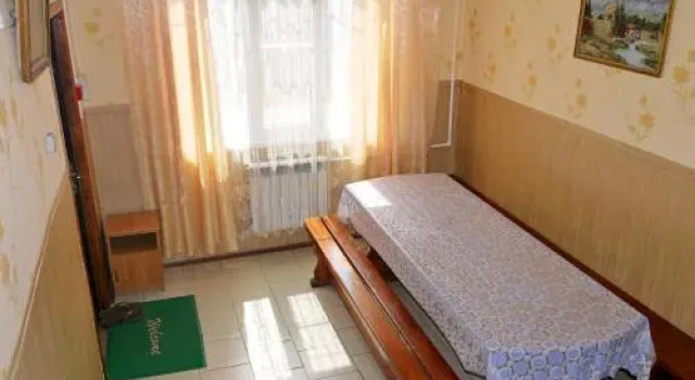 Guest house Dom Turista, Забронировать Гостевой дом Отели Майкопского района - Адыгея с парковкой, Парковка