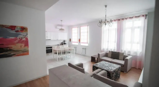 Apartament 3 camere The Arc Residence