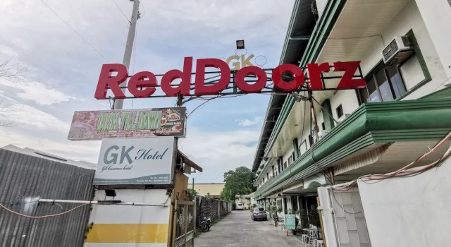 RedDoorz near Davao Medical School Foundation, Забронировать Отель Отели Давао с завтраком, рядом с Торговый центр Lanang Premier, Завтраки