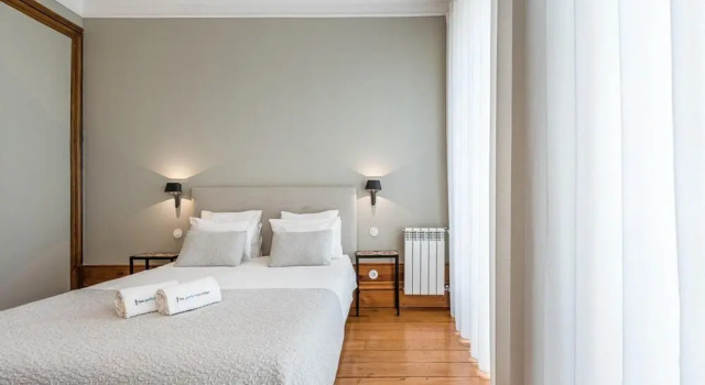 Guestready - Cedofeita Pool Suite 4, Забронировать Отель Порту Регион Порту, рядом с Lapa Metro Station