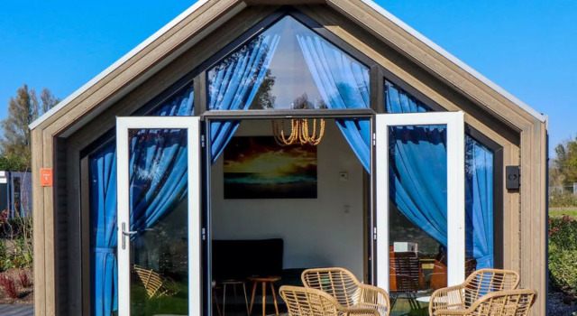 Beach House 4, Забронировать Отель Бекберген Велюве
