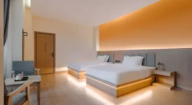 Люкс Lanyin | Moonlight in Shangri La's Heart | Oxygen Supply Resort Hotel (Songzanlin Temple Branch)