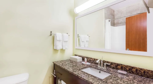 Camera Efficiency Ground Floor Ramada by Wyndham Carlyle