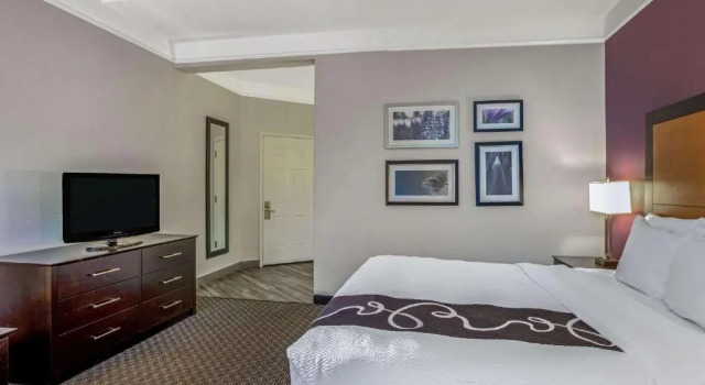 Номер Deluxe La Quinta by Wyndham Orlando Airport