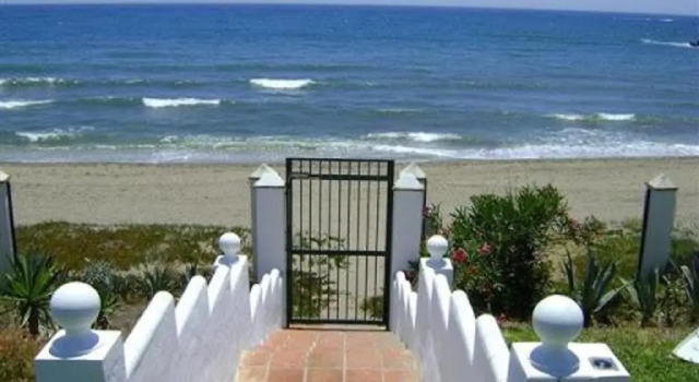 Апартаменты Playa Lucera