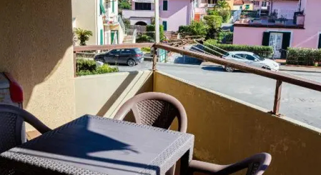 Holiday House